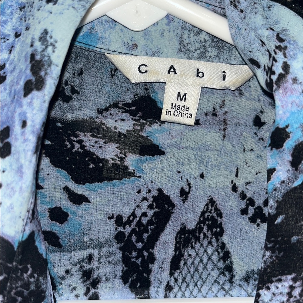 CAbi Black & Blue Women's Blouse with Black Vest - Picture 2 of 3